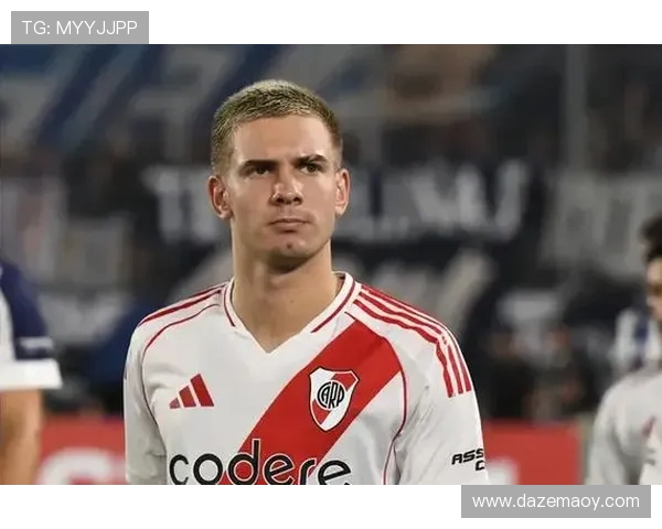 阿根廷博主怒斥阿莫林高薪无能天天开发布会装绿茶